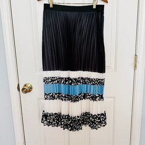 NWOT WD•NY BOHO PLEATED MAXI DRESS